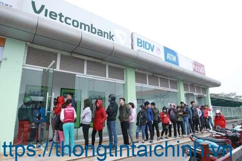 Các điểm ATM của ngân hàng Vietcombank vẫn hoạt động bình thường vào ngày lễ