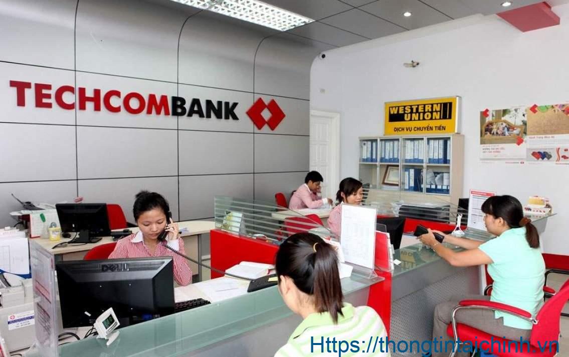 Bạn có thể thực hiện sao kê trực tiếp tài khoản ngân hàng Techcombank tại các chi nhánh/phòng giao dịch 