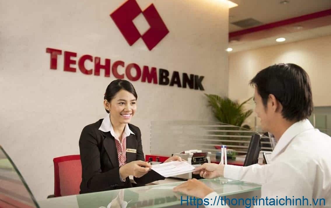 Ngân hàng Techcombank một trong những ngân hàng lớn nhất Việt Nam với hơn 300 chi nhánh/phòng giao dịch