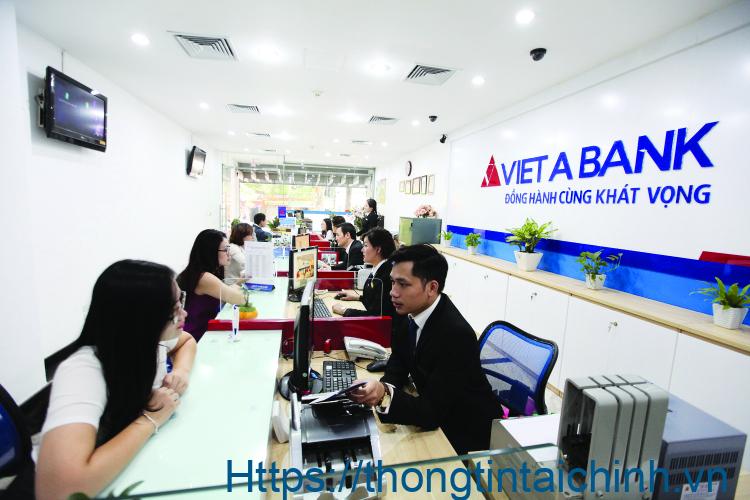 Ngân hàng Việt Á đi đầu trong xu hướng ứng dụng công nghệ thông tin vào dịch vụ ngân hàng
