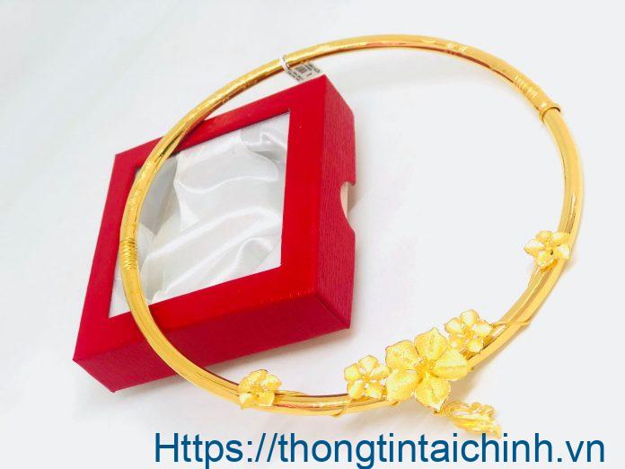 vang-585