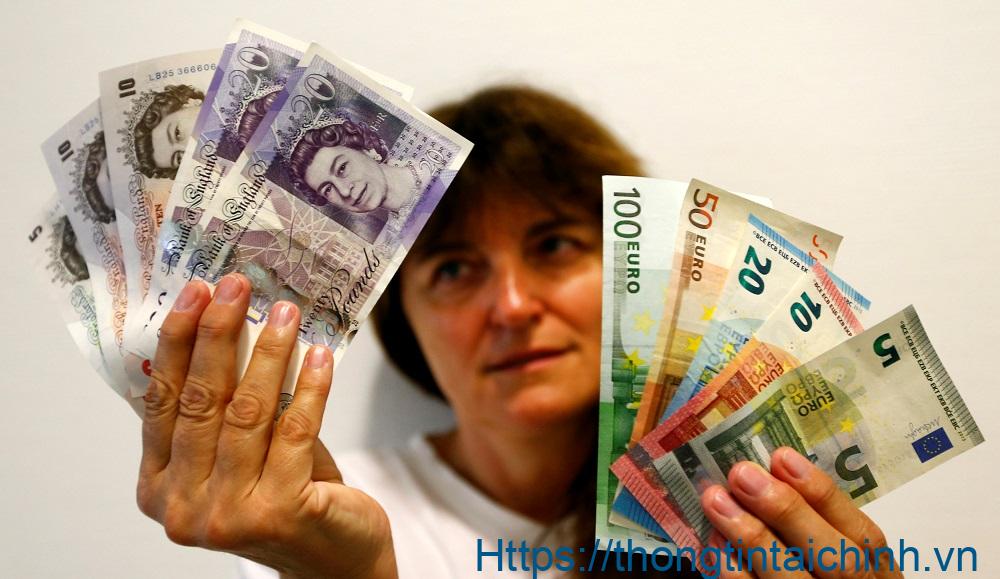 Bảng Anh và Euro đồng nào có giá trị hơn?