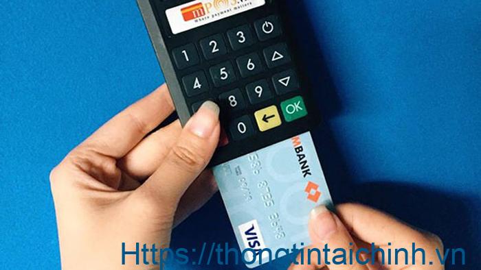 Sử dụng thẻ tín dụng Techcombank được đánh giá cao về độ an toàn